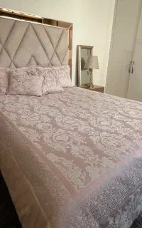 دو عدد روتختی صورتی و سفید شیری برای جهیزیه