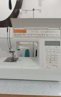 چرخ خیاطی وگلدوزی نیولایف
