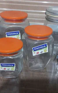 شیشه و ظرف مربا خوری