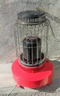 چراغ نفتی آترا