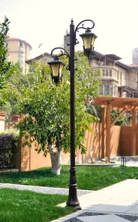 چراغ ایستاده حیاطی سردری  باغ باغچه ویلایی