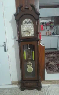ساعت ایستاده