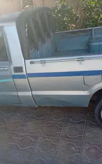 مزدا وانت