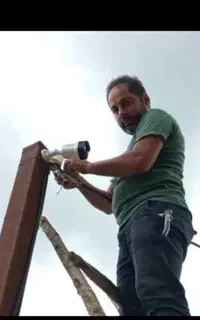 نصاب دوربین مداربسته وبرقکاری ساختمان