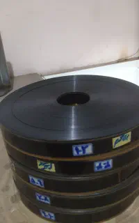 فیلم پرژکتور 35 میلیمتری