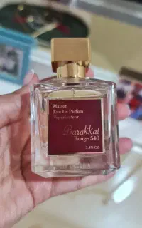 ادکلن باکارات رژ سفید