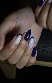 کاشت ناخن .ناخنکار