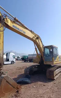 بیل ۲۲۰ کوماتسو خط هفت ۲۰۱۰