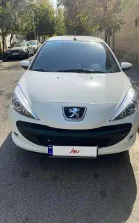 پژو ۲۰۷ tu5 مدل ۱۴۰۱ کم کار سالم مشابه نو
