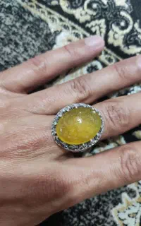 عقیق زرد خطی