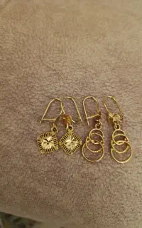 گوشواره رنگ ثابت