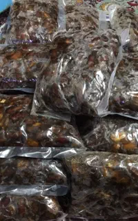 خرما بسته بندی شده پاک شده