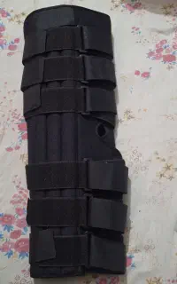 زانوبندطبی 60سانت در حد نو
