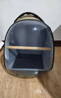 کیف حمل پرنده چوب وسط قابل برداشتن است