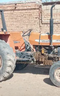 تراکتور285