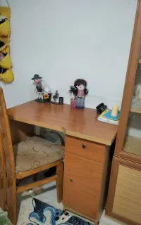 میز تحریر و کتابخانه درحد نو