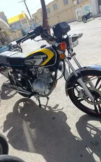 کویر و رهرو ۲۰۰