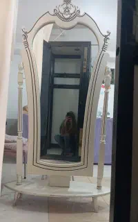 ایینه قدی سلطنتی