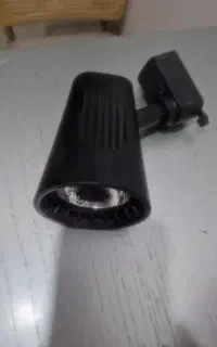 لامپ های منعکسی مخصوص فروشگاها  صد عدد موجود