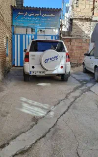 ام وی ام ایکس ۳۳