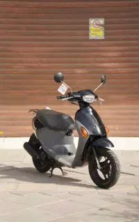 پاکشتی suzuki lets 4 در حد خشک واقعی