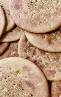 ۵۰٪ تخفیف شیرینی آره، جدی می‌گیم