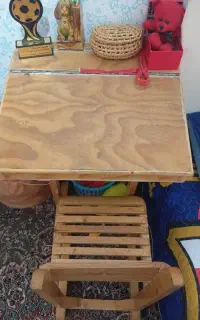 میز تحریر در حد نو جنس عالی