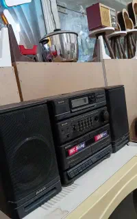 رادیو ایوا قدیمی