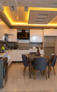 میز ناهار خوری ۴ نفره کلاسیک