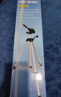 پایه دوربین فیلمبرداری
