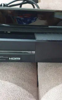 xbox one + دو دسته اصل+کینکت