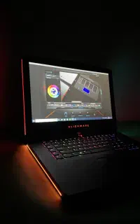 لپ تاپ alienware مخصوص حرفه ای ها با ۶ گیگ گرافیک