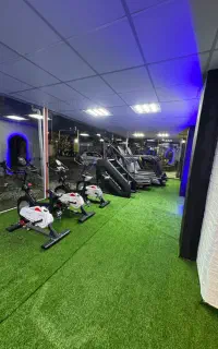 باشگاه بدنسازی دکتر فیت