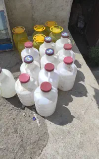 دبه خیار شور و ترشی