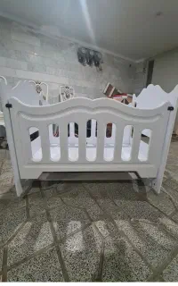 تخت خواب بچه کاملا نو
