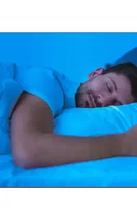 اگه شبا اصلا خوابت نمیبره بیا پی‌وی کمکت میکنم