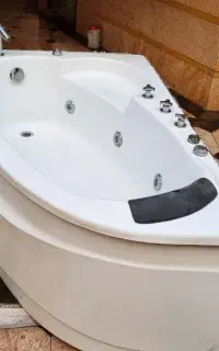 وان و جکوزی