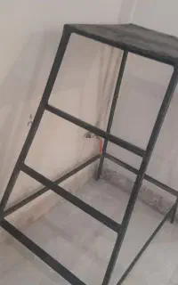 چهار پایه دست ساز محکم و نو