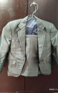 کت و شلوار بچه گانه تمیز تمیز
