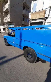نیسان حمل بار و کارگر