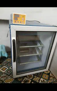 دستگاه جوجه کشی