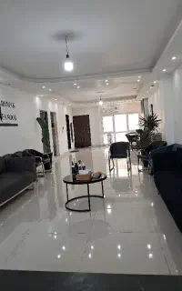 جذب همکار خانوم در شرکت