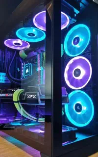 مانیتور و کیس اختصاصی شما مناسب بازی های روز