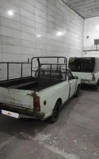 پیکان وانت مدل 81