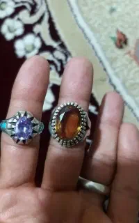 الکساندریت و آمیتیس.