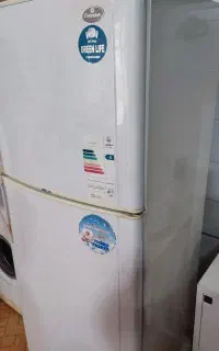 یخچال فریزر فروزان بسیار تمیز