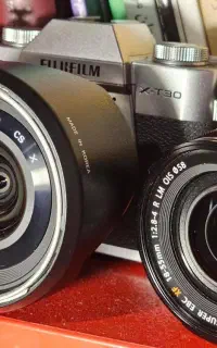 دوربین عکاسی فوجی xt30 ii