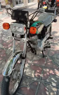 فروش موتور سیکلت هوندا 125