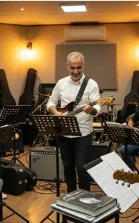 آموزشگاه موسیقی بتهوون برترین استان