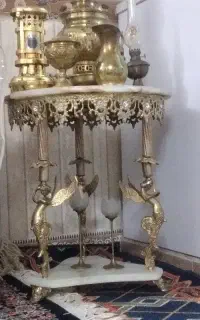 میز خاطره برنز